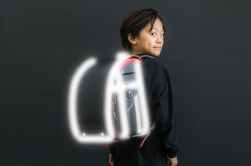 スーパーフラッシュ】2027 男の子 ブラック×メタリックレッド | ピカっ スーパーフラッシュ】2027 男の子 ブラック×メタリックレッド | ピカっ