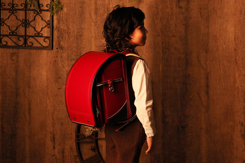 ふわりぃランドセル　トレーズ　カーマイン トレーズ】2026 女の子 カーマイン×ブラウン | アンティークな