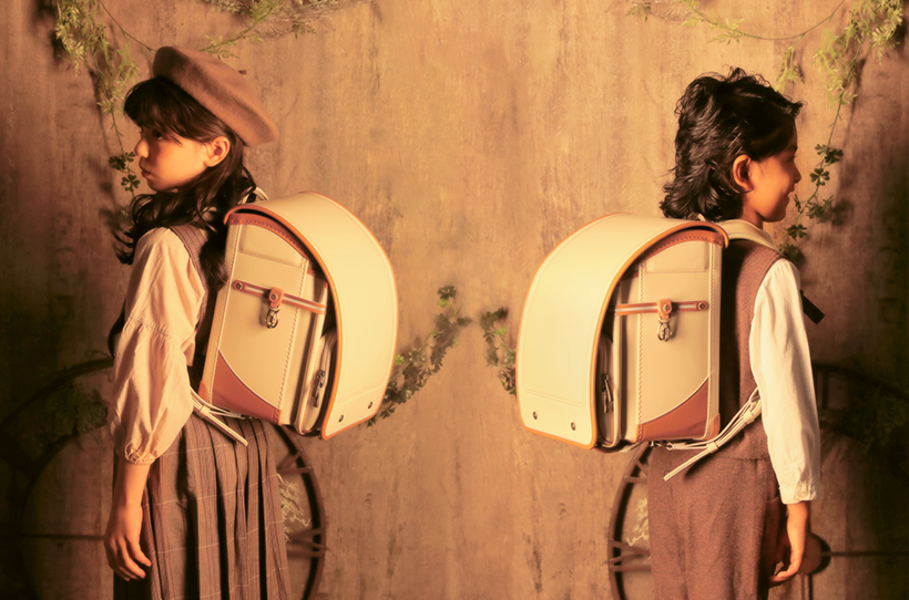 トレーズ】2027 男の子 女の子 ベージュ×キャメル | アンティークな