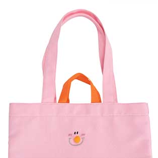 長短2つの長さの持ち手で、持ち方自由自在！