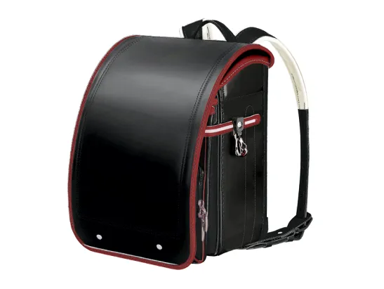 ブラック×カーマイン