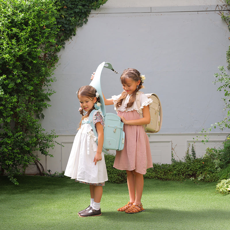 シャン・ド・フルール】2026 女の子 | かわいらしい上品なデザイン