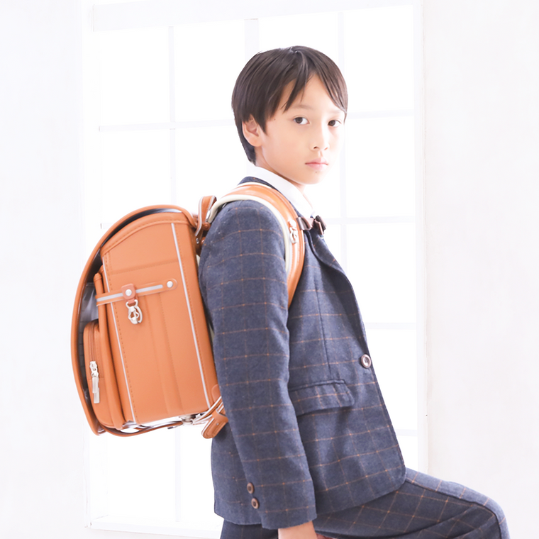 ネオクラシコ】2027 女の子 男の子 | 味わい深い正統派ランドセル ネオクラシコ】2027 女の子 男の子 | 味わい深い正統派ランドセル