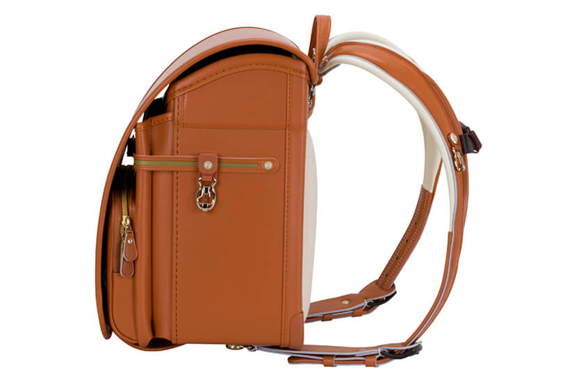 ジップ】2027 女の子 キャメル/キャメル | シンプルな正統派ランドセル