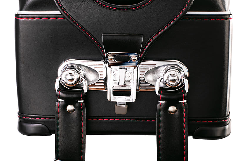 タフスタイル】2026 男の子 ブラック×カーマイン | タフ＆ハーフな